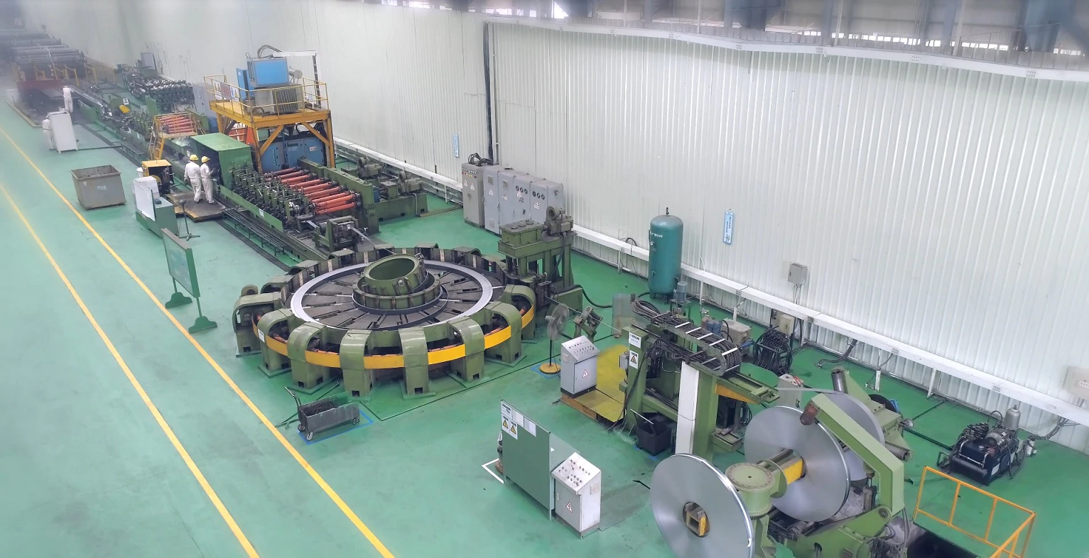 Mayer stainless steel pipe and fitting workshop with slitting