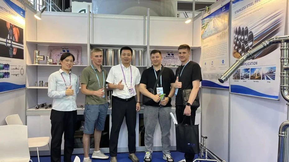 Mayer Makes a Stunning Debut at the 137th Canton Fair