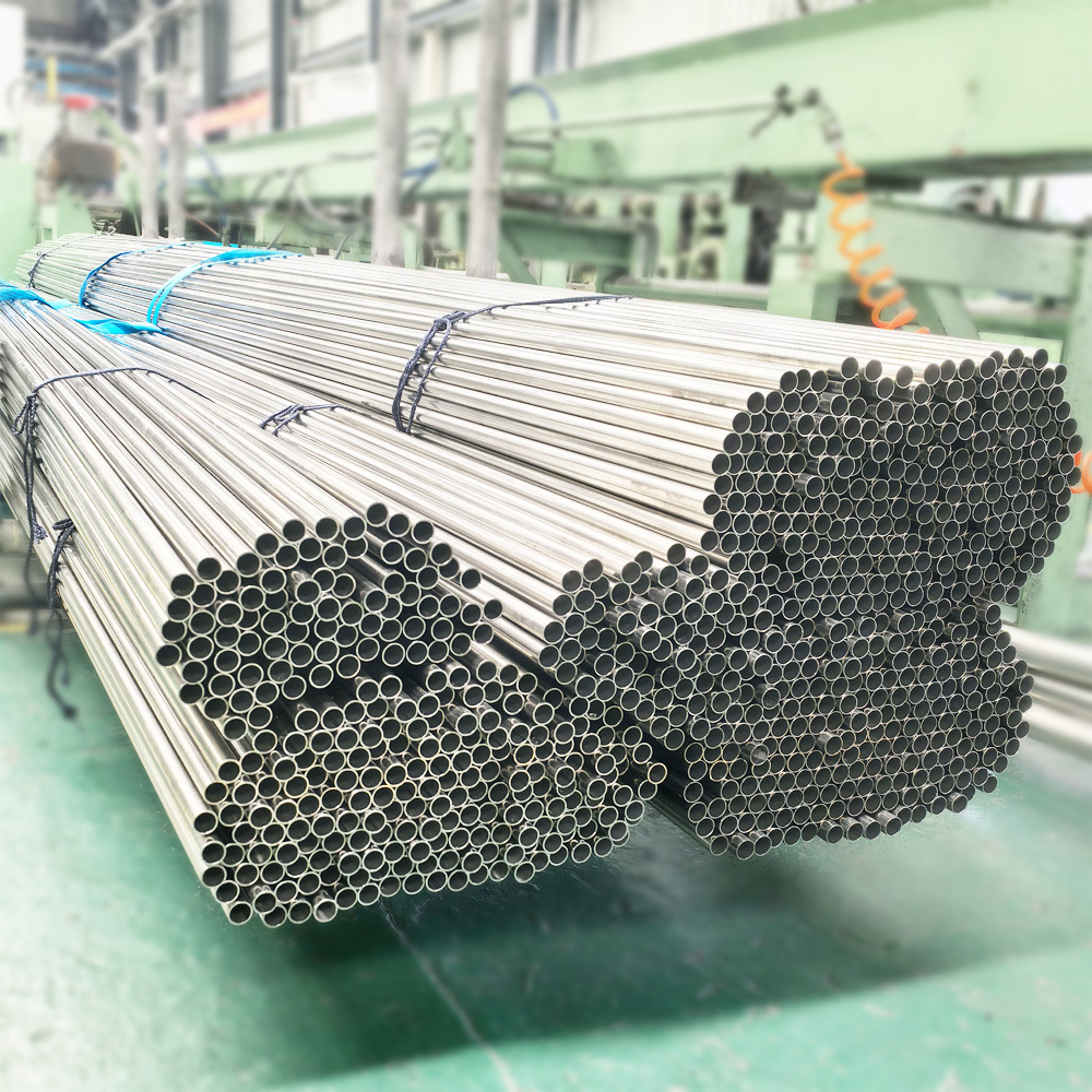 Factory Customize Stainless Steel Tubing Sizes Sanitary Stainless Steel Plumbing Pipe for Water Supply