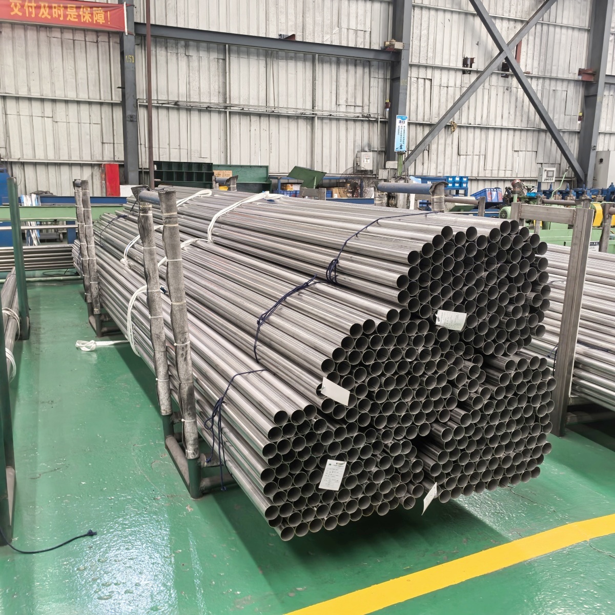 304 Stainless Steel Pipe Manufacturer OEM/ODM Steel Tube Corrosion Resistance for Residential Water